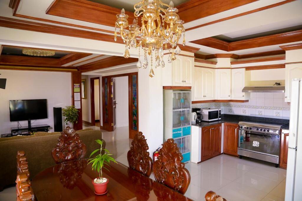 Florabells Iraya Guest House - Batanes Basco Ngoại thất bức ảnh